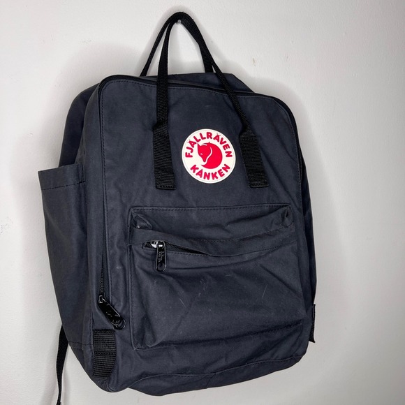 Fjallraven Kånken Backpack Laptop Bag - Picture 8 of 8